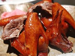 蝴蝶里招牌乳鸽-蝴蝶里·粤菜·点心(龙湖天街&滨江店)