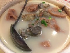 莲藕滚排骨-九头鸟酒家(东高地店)