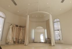-LaMousse婚纱买手店
