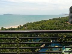 -三亚湾海居铂尔曼度假酒店