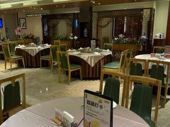 -广州中心皇冠假日酒店·百粤楼