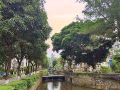 -广东外语外贸大学(白云山校区)