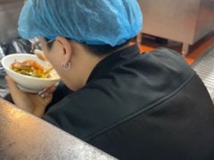 -野山舂·贵州现舂酸汤火锅(鸿通城店)