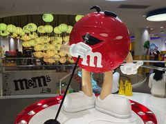 -m豆巧克力世界(上海世茂广场店)