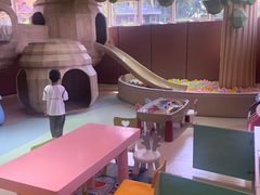 -水桶王国主题餐厅·聚会·生日派对·亲子活动·家庭套餐(亚龙湾希尔顿店)