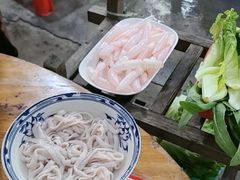 -章记正宗南岗鱼蛋火锅