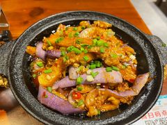 -钟掌勺忘不了地道湘菜(新天地假日广场店)