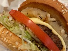 -The Habit Burger Grill 哈比特汉堡(复兴soho店)