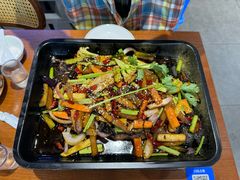 -干老庆贵州留一手烤鱼·地摊火锅(财经大学店)