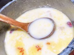 墨脱石锅鸡-敏珠拉姆藏餐·南京厨房(富春江东街店)