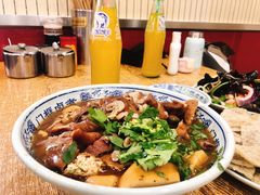 卤煮火烧-门框胡同百年卤煮(新街口店)