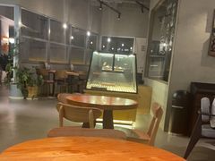 -三勾JJJ Burger&Coffee(梅溪湖店)
