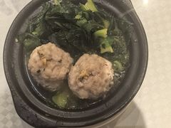 蟹粉狮子头-镇扬菜馆