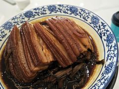 -巢香扣肉馆