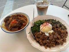 -CowCow其其·牛杂咖啡公司(六运店)