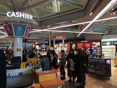 -日上免税店(三径路t3店)