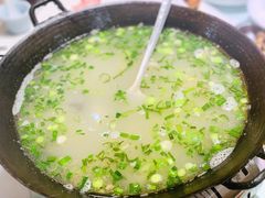 右拐招牌羊杂汤-茸梅路右拐龙虾-农家菜(松江店)