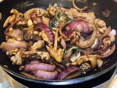 -胡须佬鸡煲四季火锅店(石厦西村直营店)