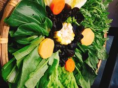 -尚尚仙·酸汤猪手·猪肚鸡火锅(华联万柳购物中心店)