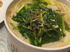 茼蒿菜鸡汤腐竹-江南雅厨(李公堤店)