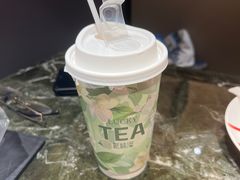 -新加坡斯味洛·鲜奶茶(石牌东店)