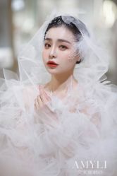 -艾米丽婚纱礼服