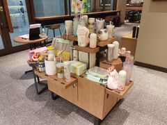 零售区-星巴克(北京市民生金融中心店)