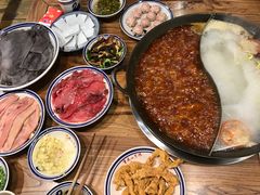 -小天鹅火锅·一线江景洪鼎旗舰店(洪崖洞店)