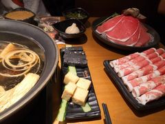 -呷哺呷哺(星光天地店)