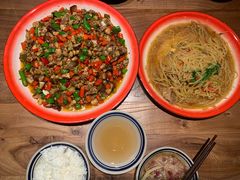 -泥糊破店小酒馆·团建聚餐(南京西路店)