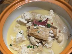 -黄泥岗·地道湖北菜(奥特莱斯店)