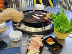 -彝人部落火盆烧烤(原内环足球场店)