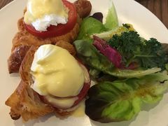 -Common Table · Brunch & Coffee