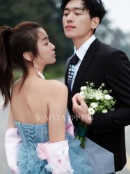 -雪中彩影婚纱摄影·微光艺术中心