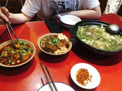 鲜烧牛杂-谢老五跷脚牛肉·非遗传承店