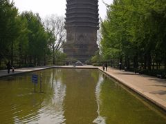-玲珑塔公园