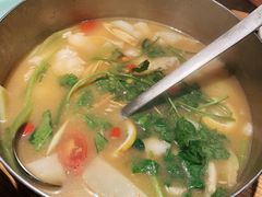 顺化皇家酸汤鱼-米纸越南小馆(金鹰世界店)