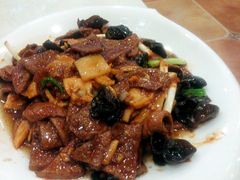 -闫府私房菜(经四路万达店)