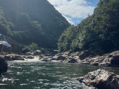 -安吉龙王山峡谷漂流