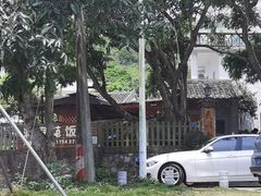 -洞背山庄(洞背院区式管理小区店)