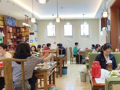 -鲁南仔·滕州炒鸡(经三路店)