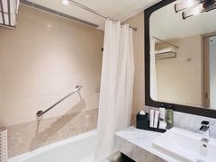 -香港都会海逸酒店