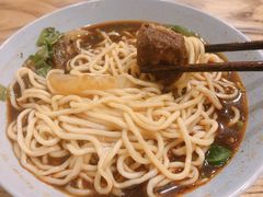 -醉牛腩·面小馆