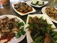 -老鼎万春卤菜(鹭湖宫8区店)