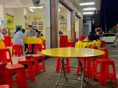 大堂-横河佬炖品店(罗阳一路老店)
