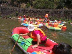 -安吉龙王山峡谷漂流