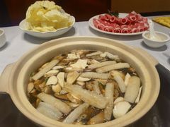 -天宜隆蘑菇宴火锅(石景山旗舰店)