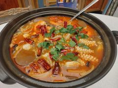 品海满江红毛血旺-品海楼·大连海胆锅贴馆(东港店)