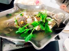 -光海鲜鱼翅餐厅(叻差拉披色路店)