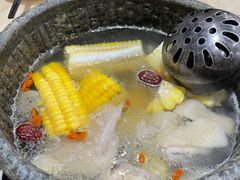 墨脱石锅椰子鸡-墨脱石锅椰子鸡•糟粕醋•东山羊(大东海店)